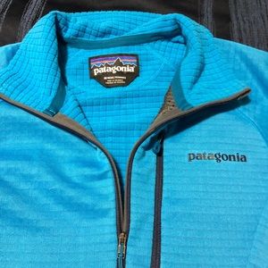 Men’s Patagonia zip up pullover